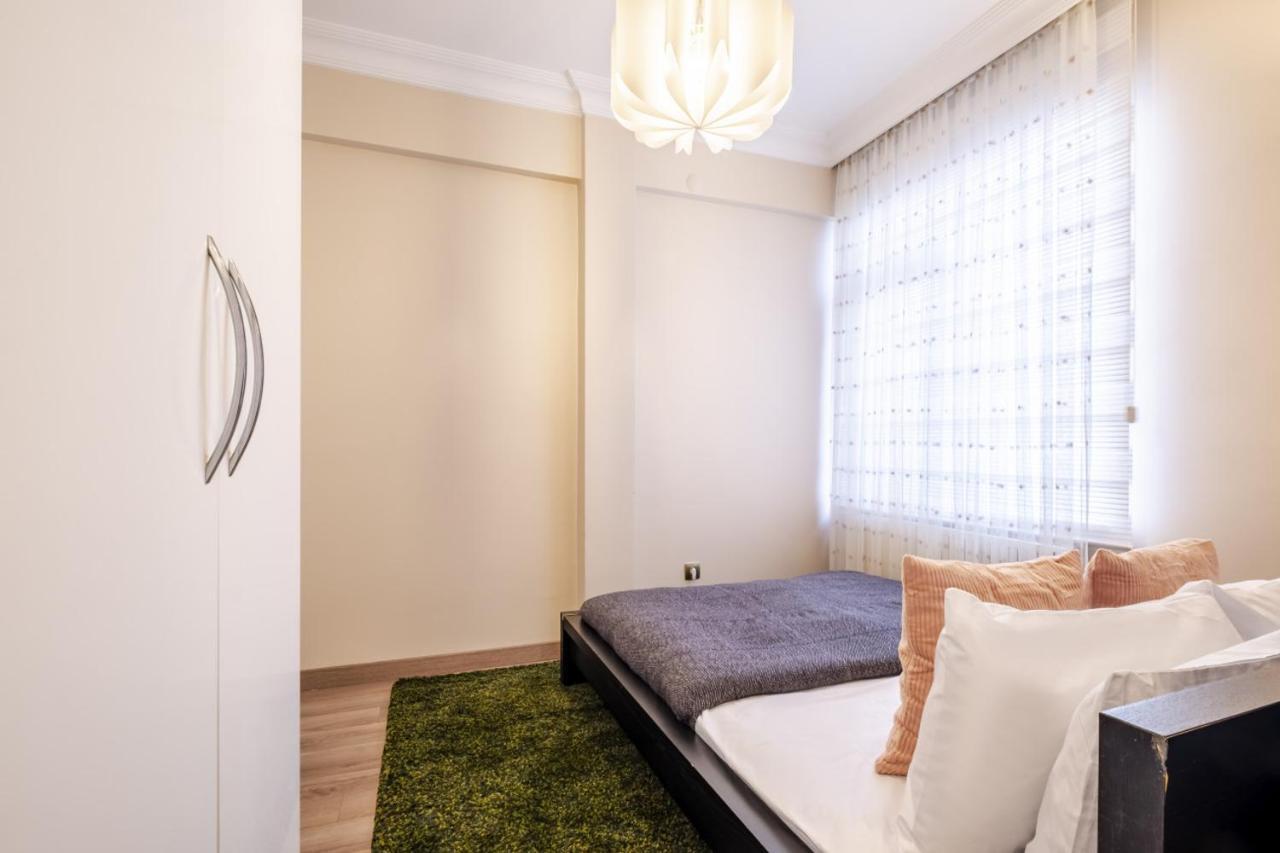 Captivating Flat With Balcony Near Besiktas Pier Apartman Isztambul Kültér fotó