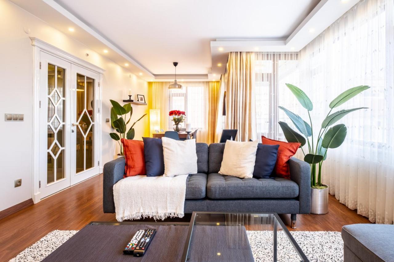 Captivating Flat With Balcony Near Besiktas Pier Apartman Isztambul Kültér fotó